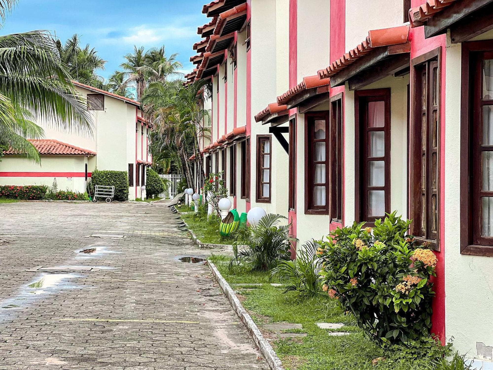 Residencial Taperapua: Beachfront With Pool And High-speed Internet Holiday home Porto Seguro