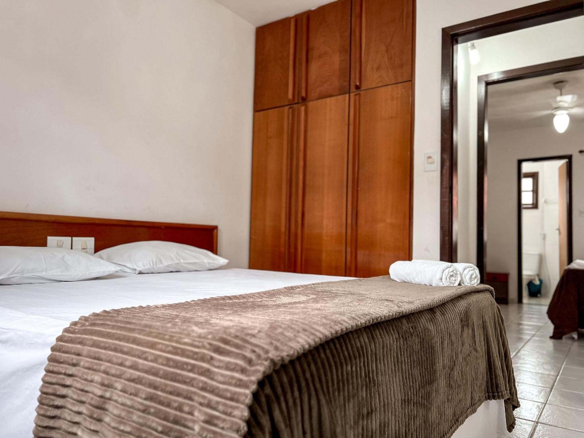 Holiday home Residencial Taperapua: Beachfront With Pool And High-speed Internet