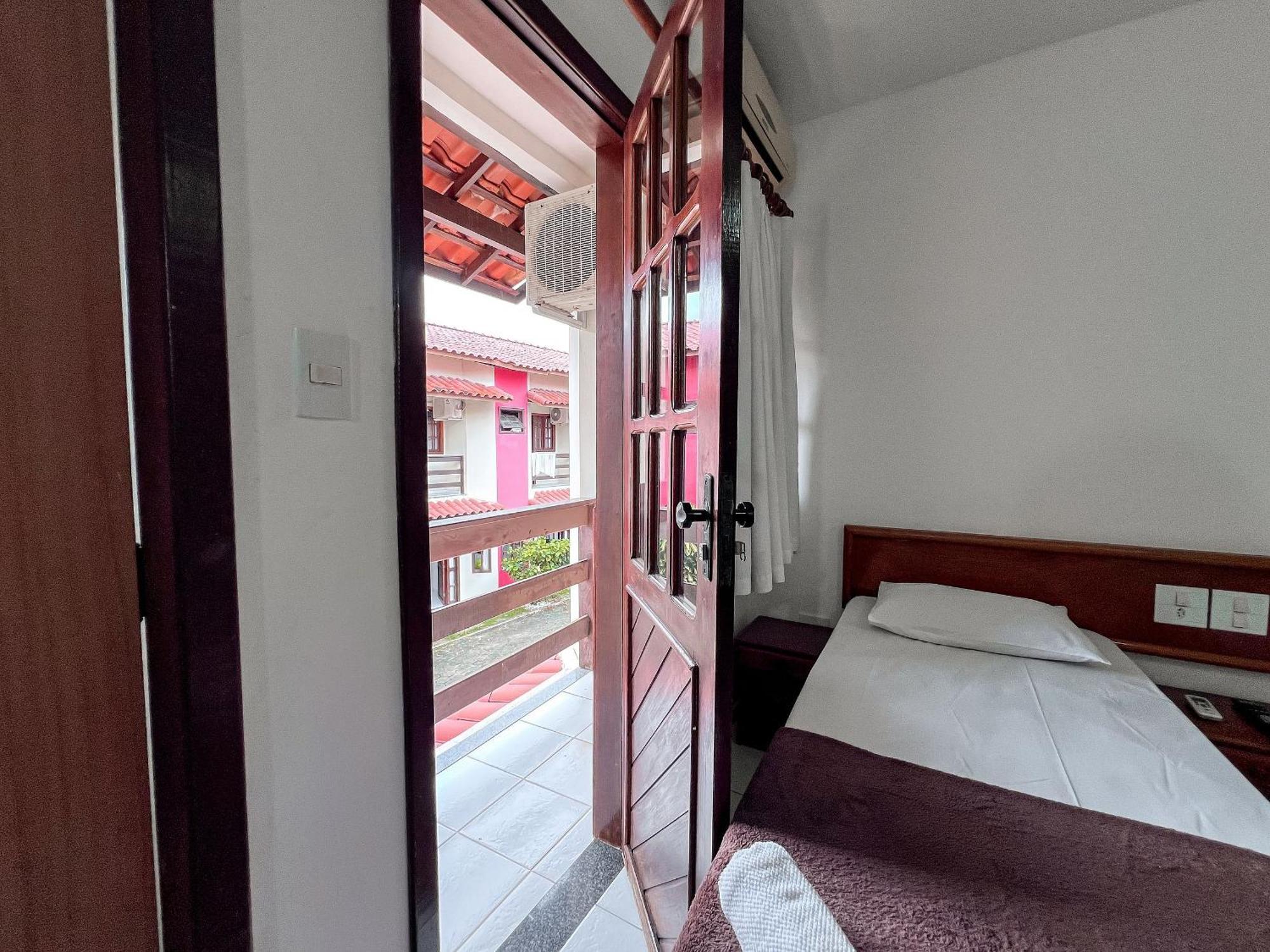 Residencial Taperapua: Beachfront With Pool And High-speed Internet * Porto Seguro